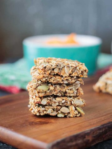 Oh She Glows Sun-dried Tomato & Garlic Super Seed Crackers