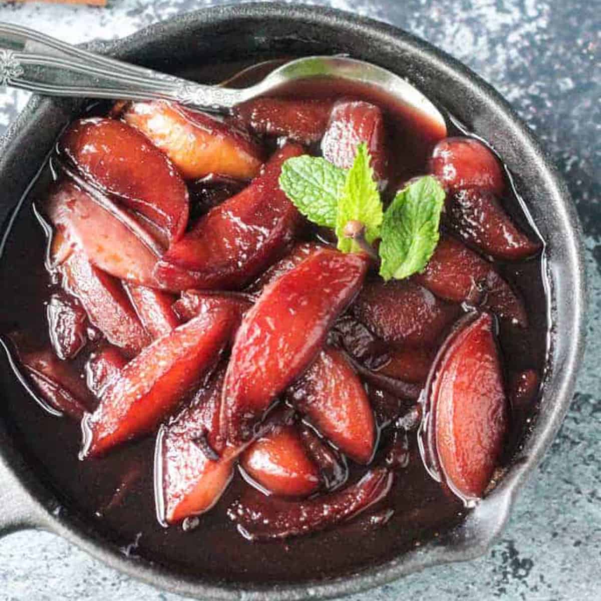 Poached Nectarines in Red Wine Veggie Inspired